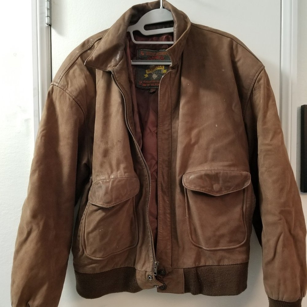 Wilson Vintage Leather 80's Bommer jacket with front pockets and inside pocket